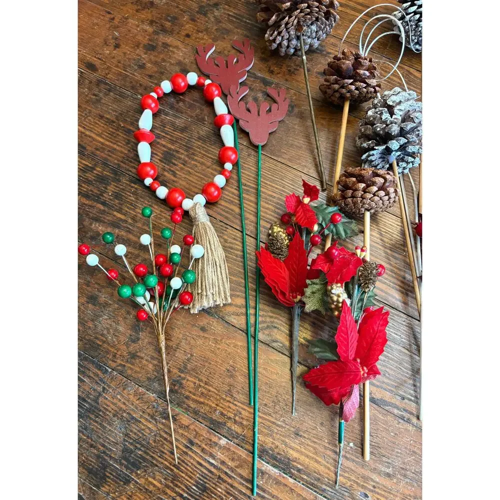 Lot of 20 Picks Berries Pinecones Baubles Beads Flowers for DIY Crafts Wreaths